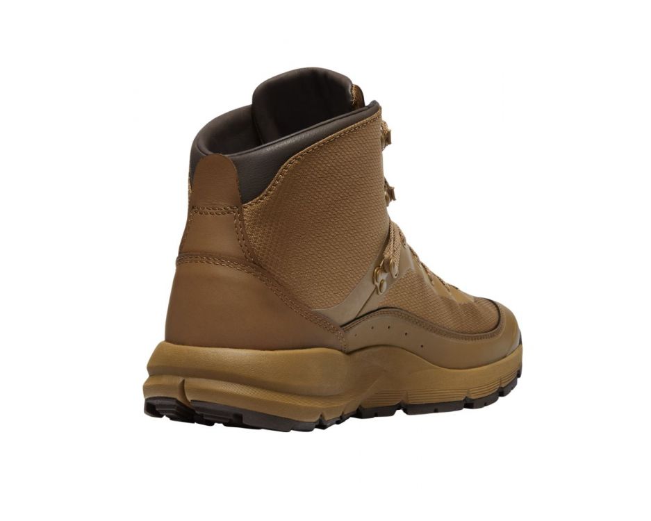 Danner Traverser 600 Men\'s size 10D hiking boots 33661 main image 3