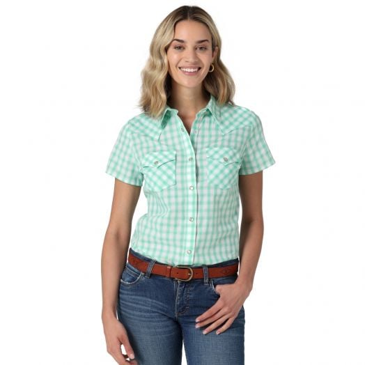 Wrangler Ladies Essential Short Sleeve Plaid Western Snap Shirt