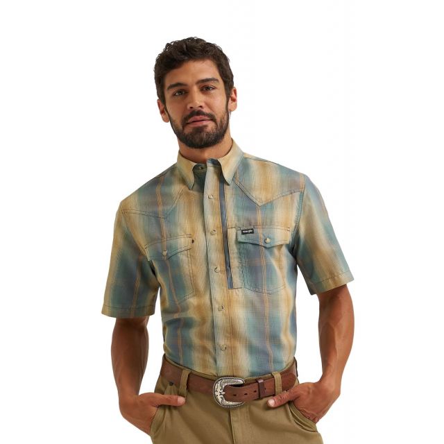 Wrangler Men's ATG Western Performance SS Shirt